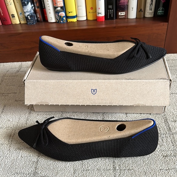 Rothy’s The Bow Point, size 9, Blackout special edition - Picture 10 of 11